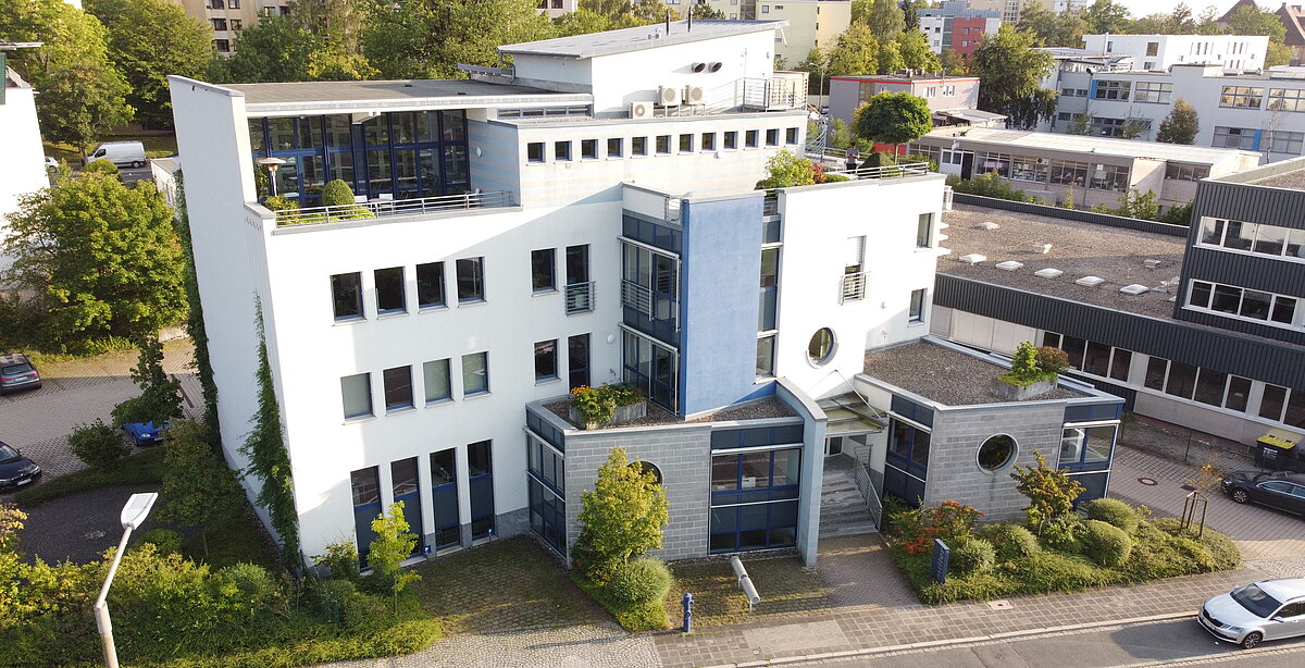 Unser Büro kann ihr Arbeitsplatz werden
